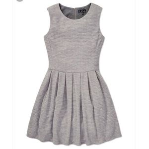 Aritzia Talula Waldorf Sleeveless Dress